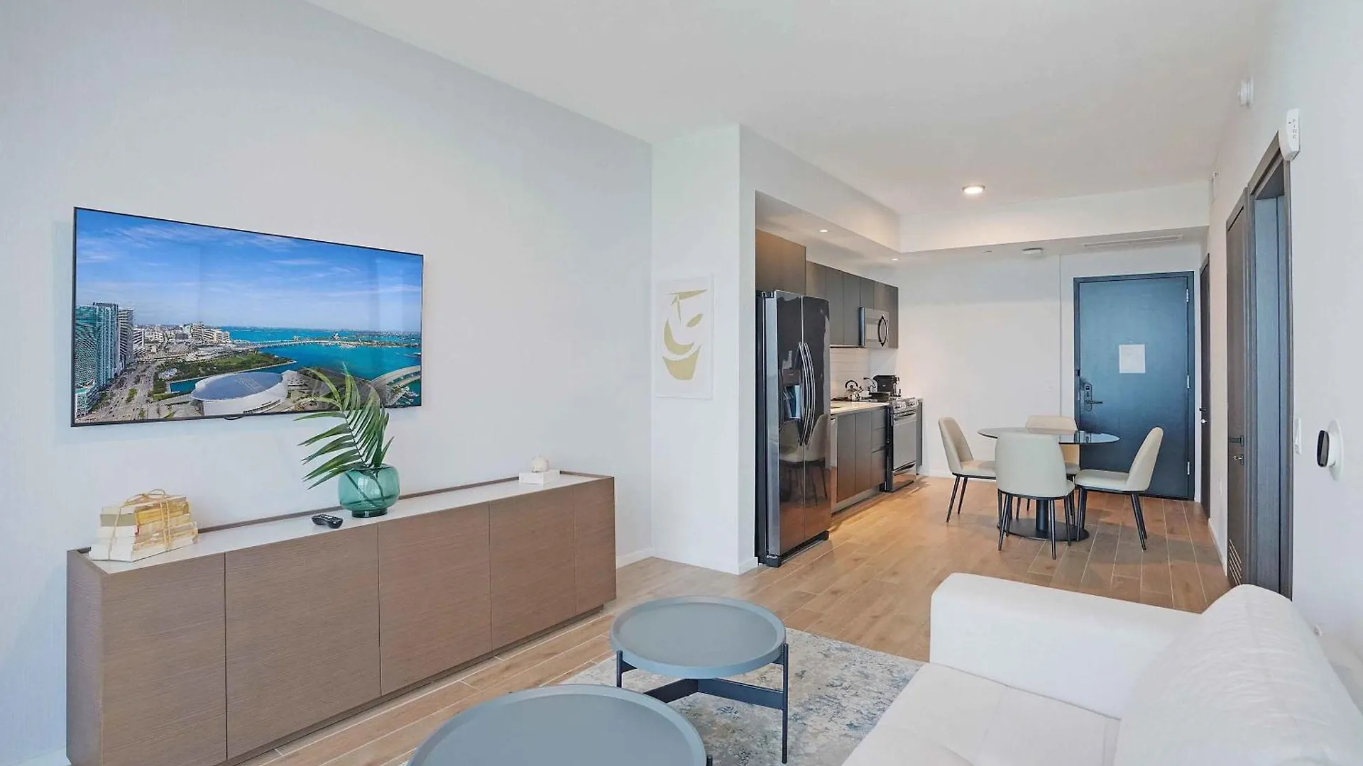 Mvr - 5-star Pool & Private Balcony דירה *
