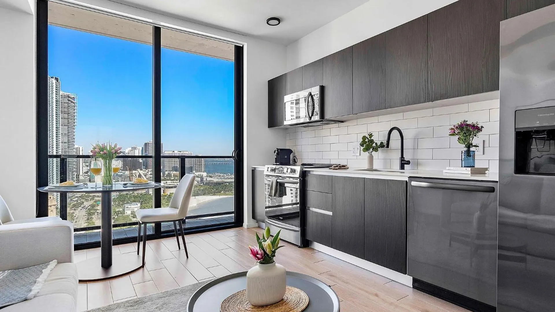 Mvr - Walkable Downtown - 11k Reviews Miami