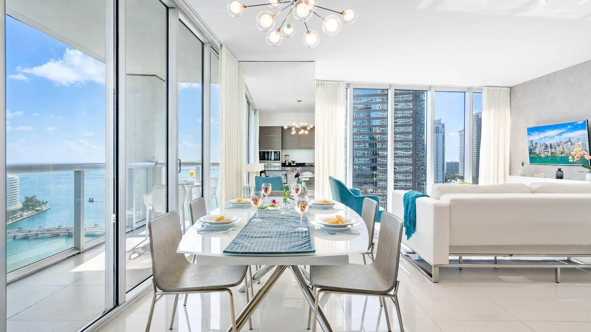 Mvr Living In Brickell Tower Miami