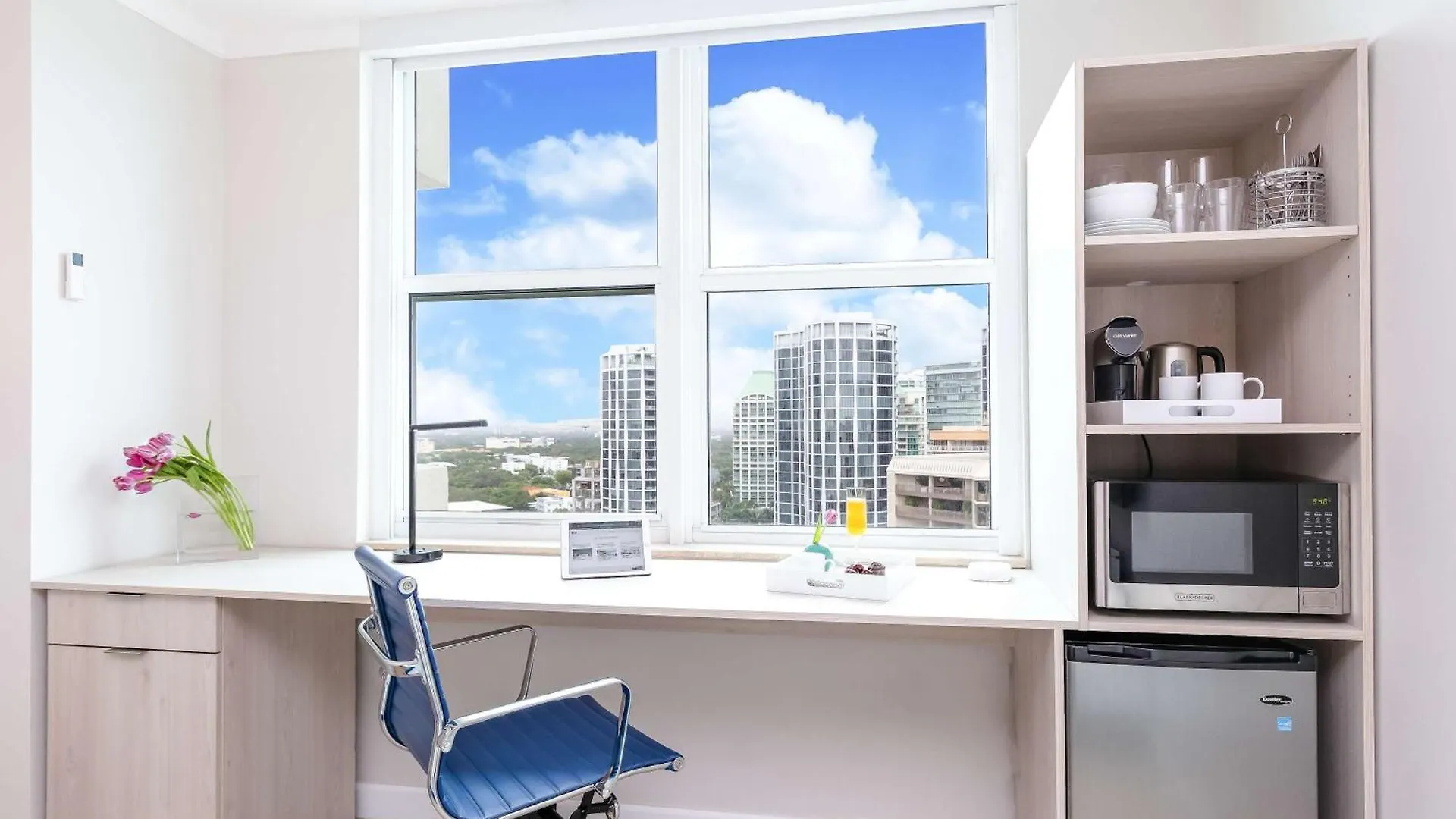 Mvr Not A Normal Suite-an Elevated * Miami