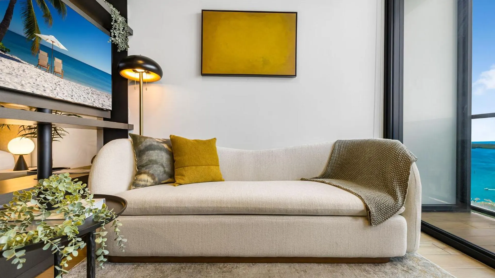 Mvr Private Balcony Overlooks Of Appartamento Miami