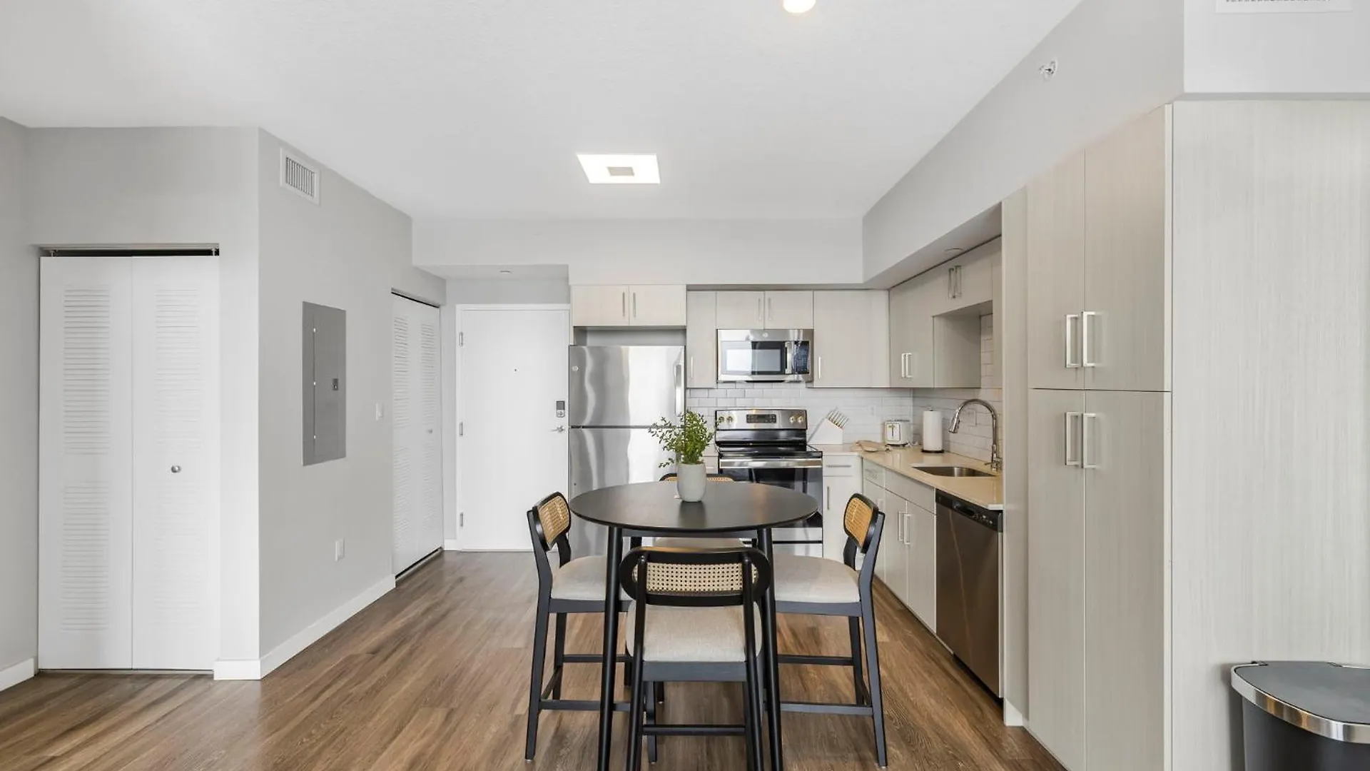 Upscale With Stunning Views & Pool Access Appartement Miami