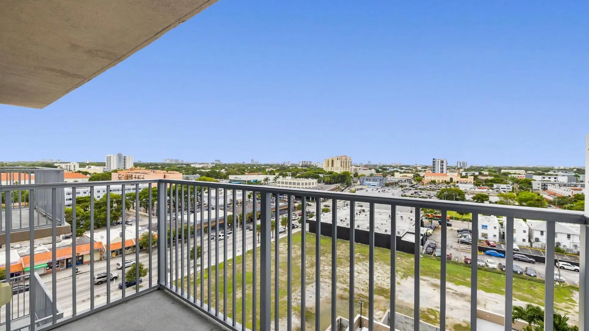 Appartement Upscale With Stunning Views & Pool Access Miami