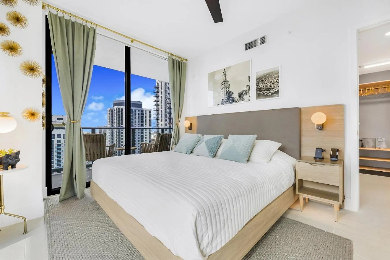 Downtown Art Deco Pool, Gym And Ps5 * Miami