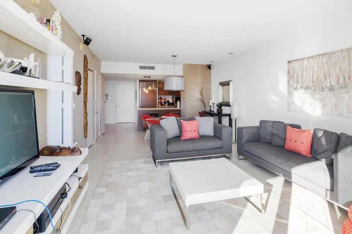 Highest Floor Icon Brickell With Stunning Bayview & 5 Star *