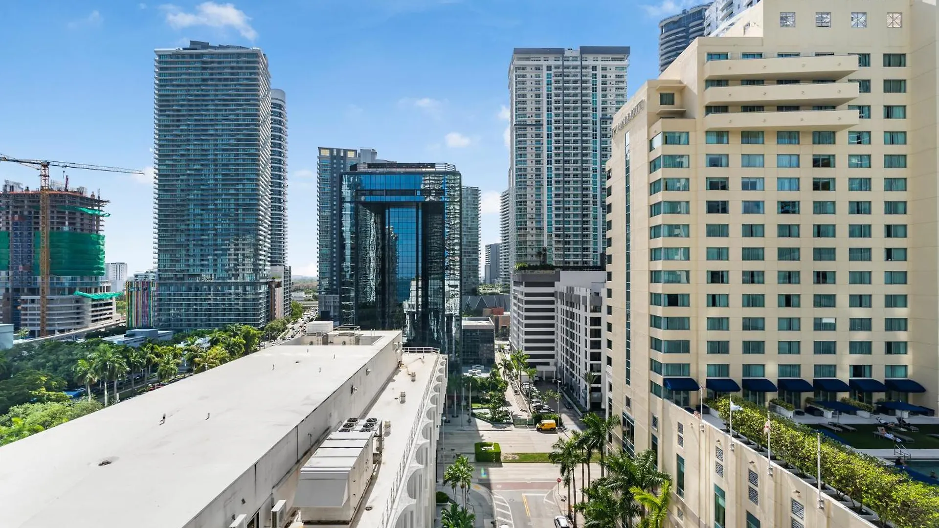 Luxurious 3br With Pool In Brickell Appartamento