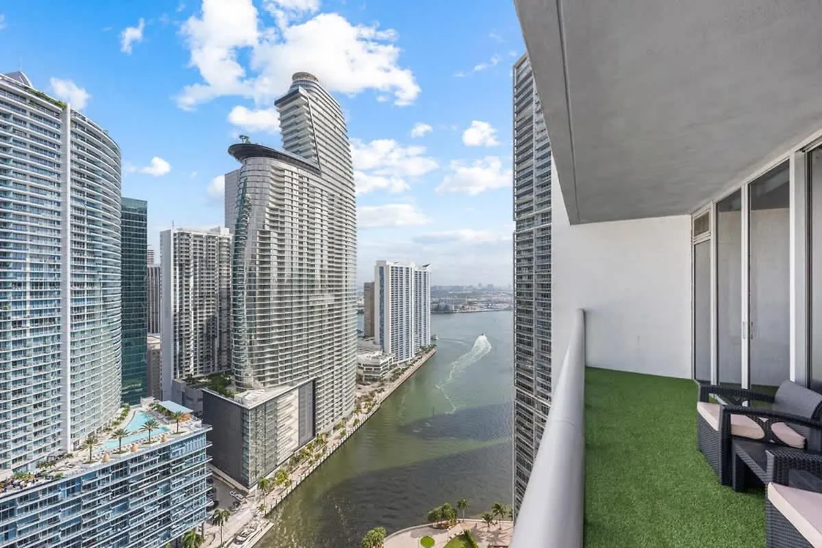 Penthouse Icon W Waterviews Balcony Brickell Nyaraló *