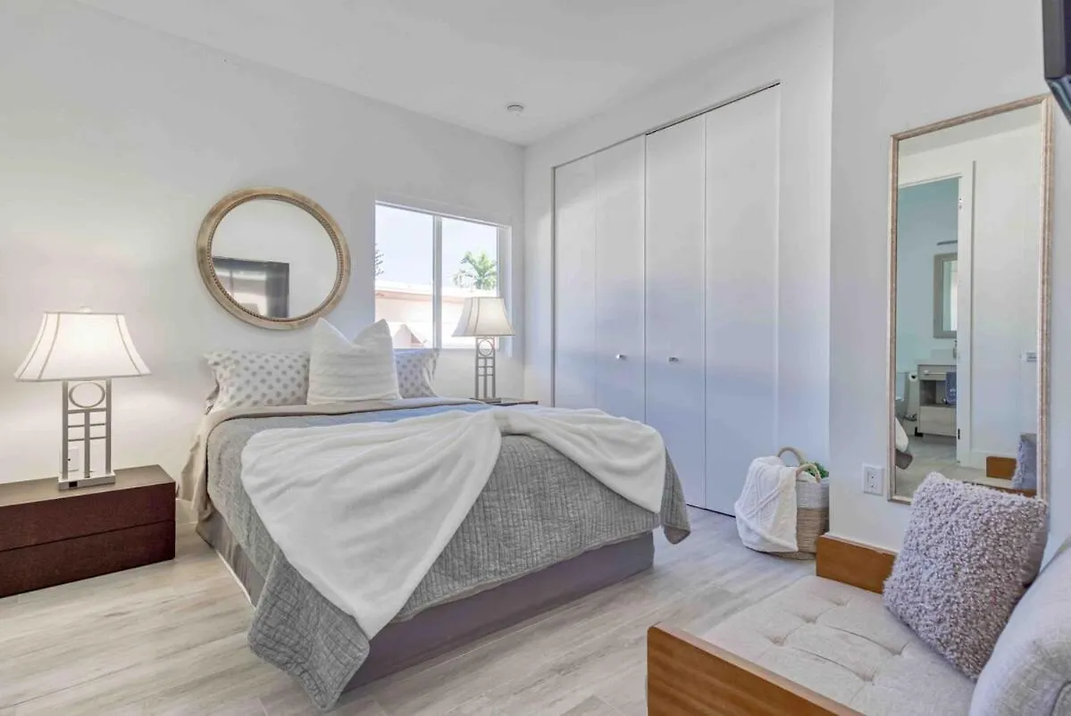 Villa Modern Haven In Paradise W Heated Eco Pool 5b 4b