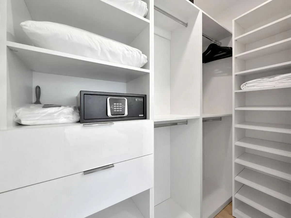 Brickell, Remote-ready Oasis Miami