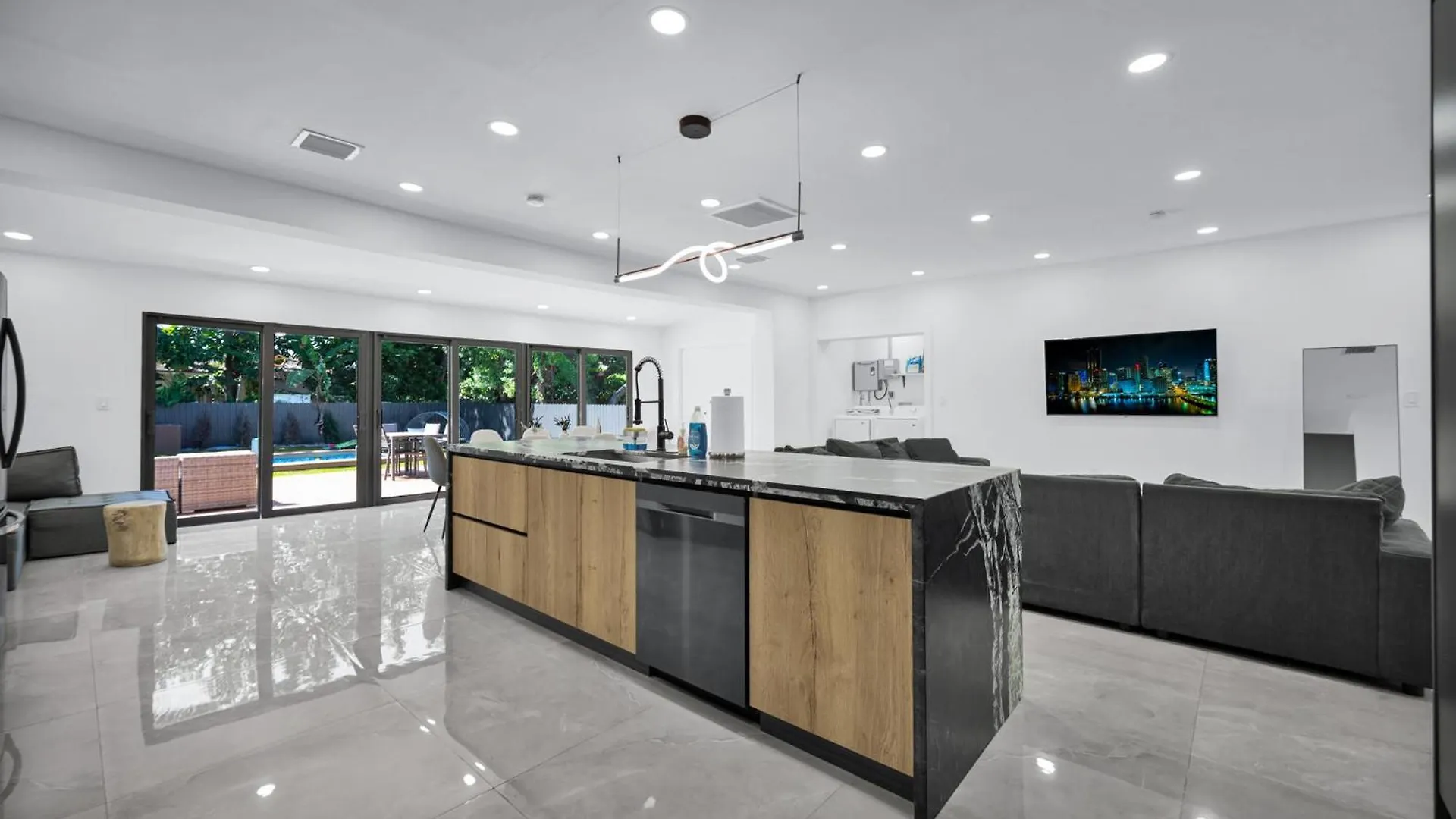 Lux Modern 4br With Pool In * מיאמי