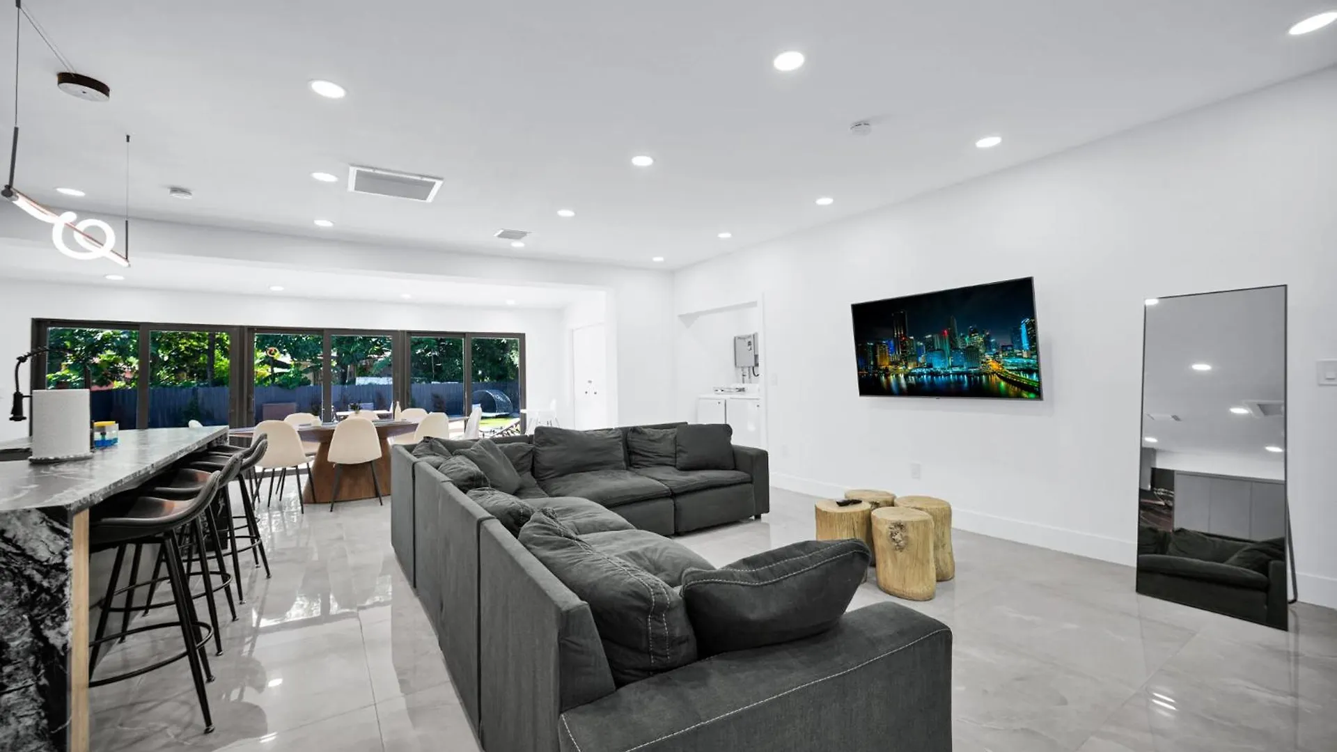 Lux Modern 4br With Pool In מיאמי