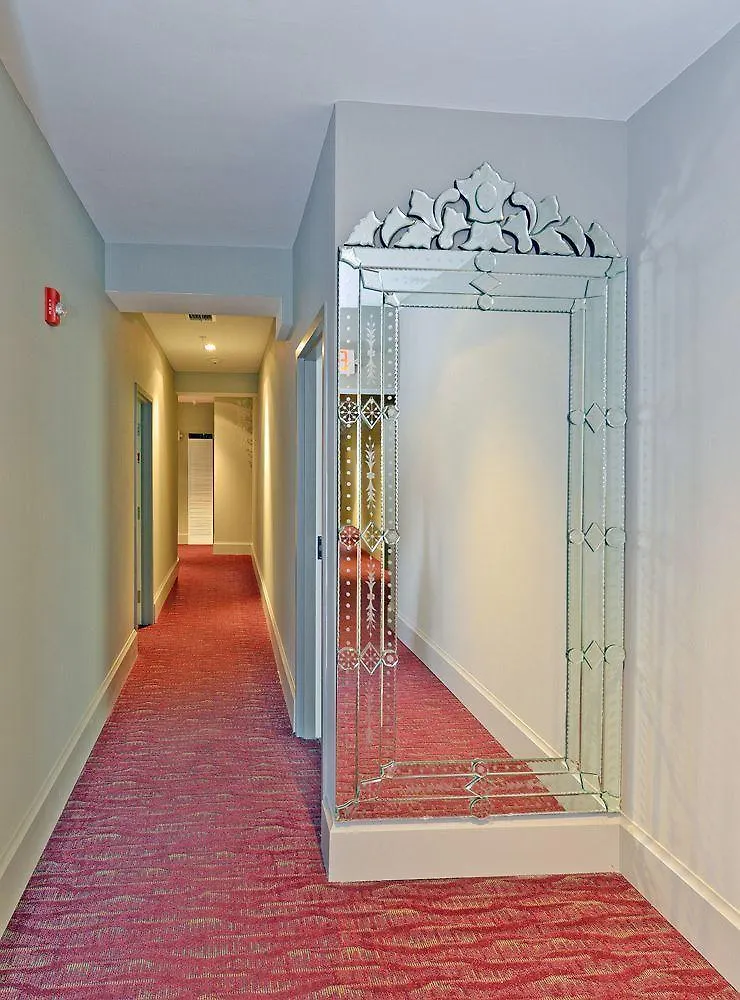 Ithaca Apartahotel