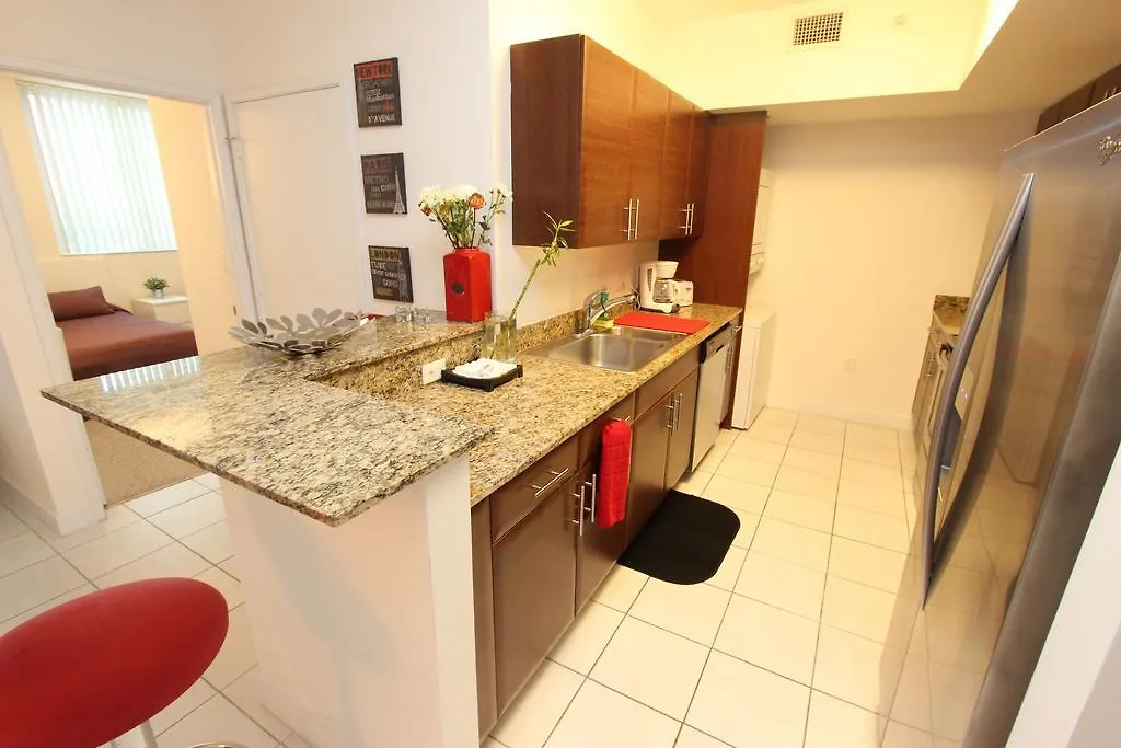 Apartment By Vacation District Miami