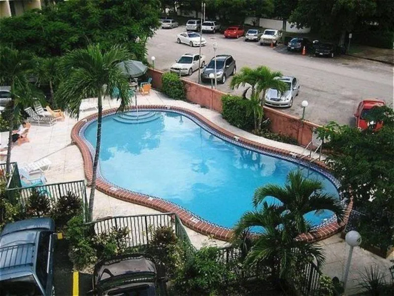 Chateaubleau Coral Gables
