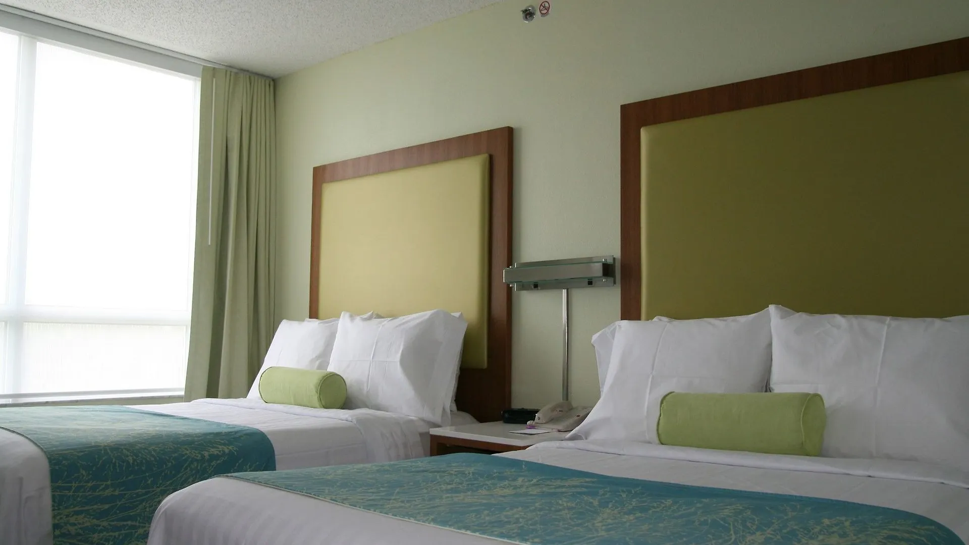 Hotel Springhill By Marriott Airport South Blue Lagoon Area Miami