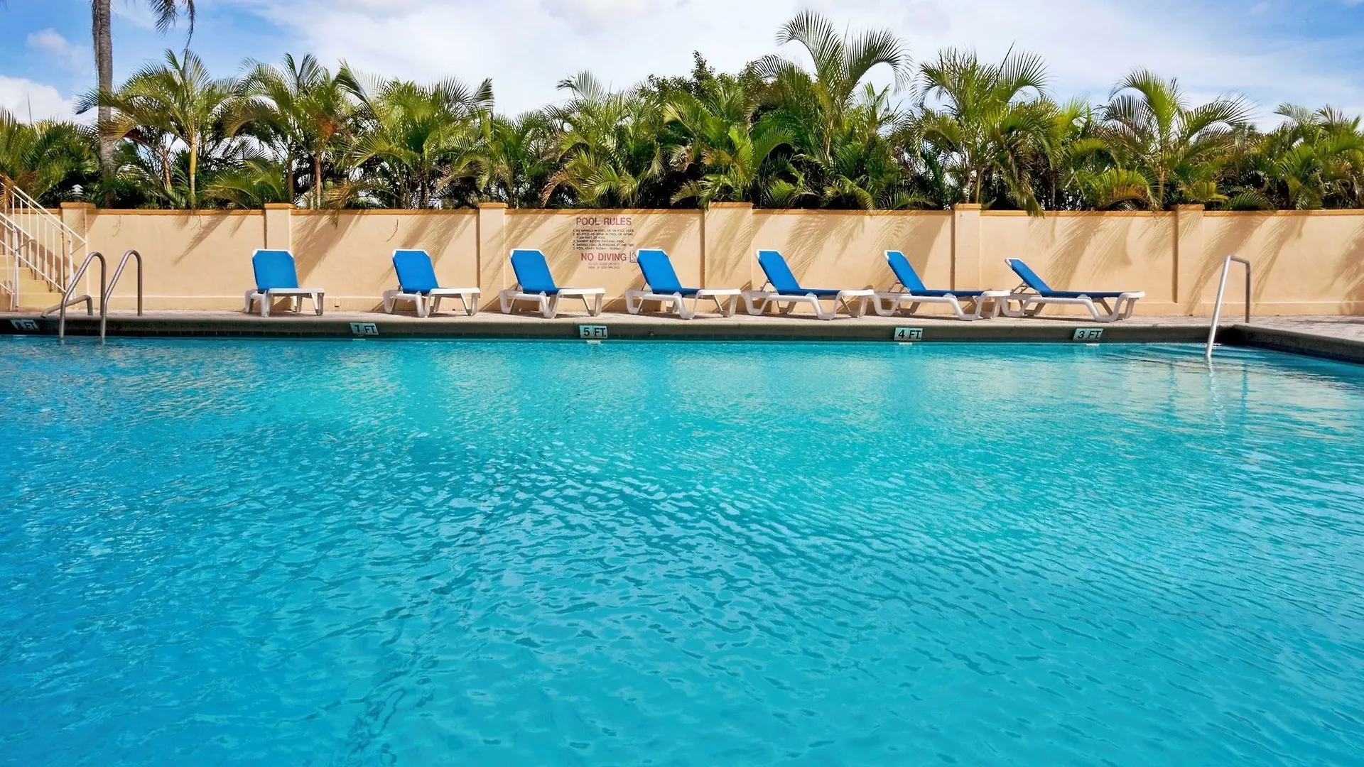 Hotel Miami International Airport By Ihg