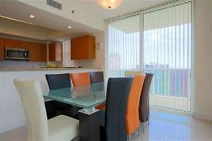 Luxury In Downtown Brickell Hotel 3*