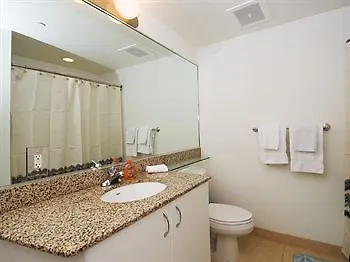 Pelican At One Broadway Apartment *