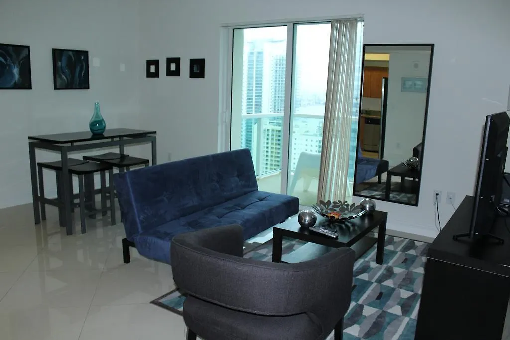 Lyx At One Broadway In Brickell マイアミ
