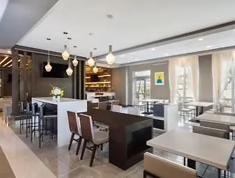 Hotel Wingate By Wyndham Miami Airport 3*