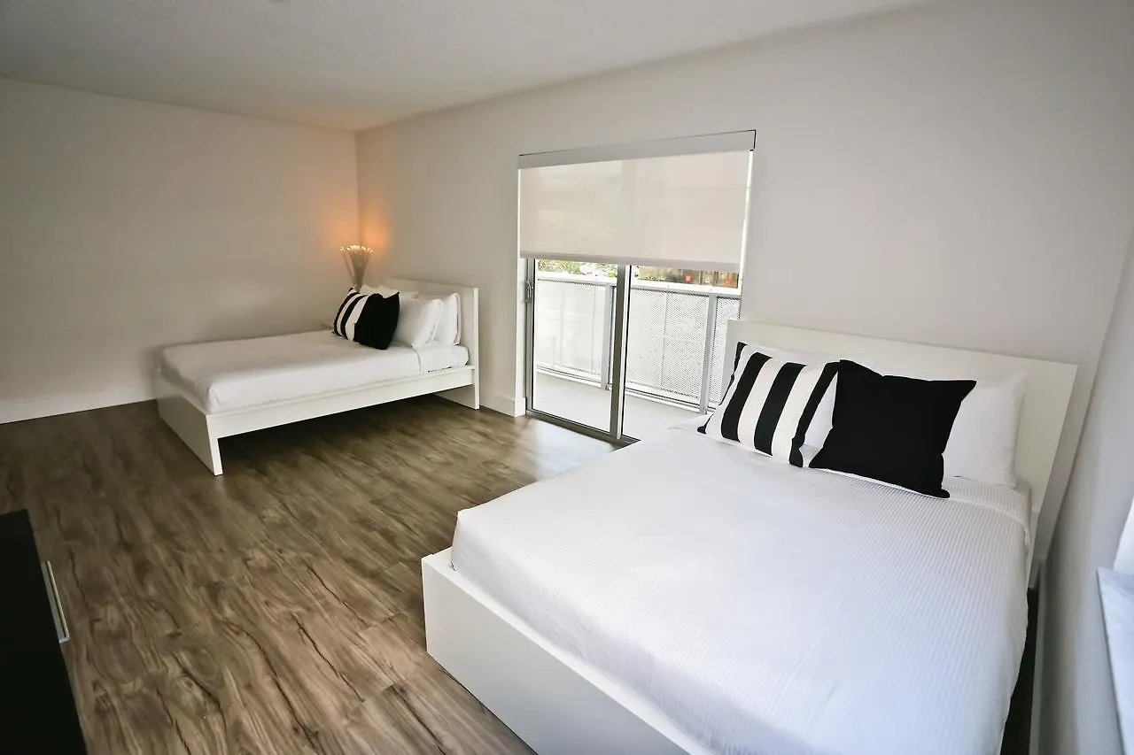 Coconut Grove By Nuovo 3*