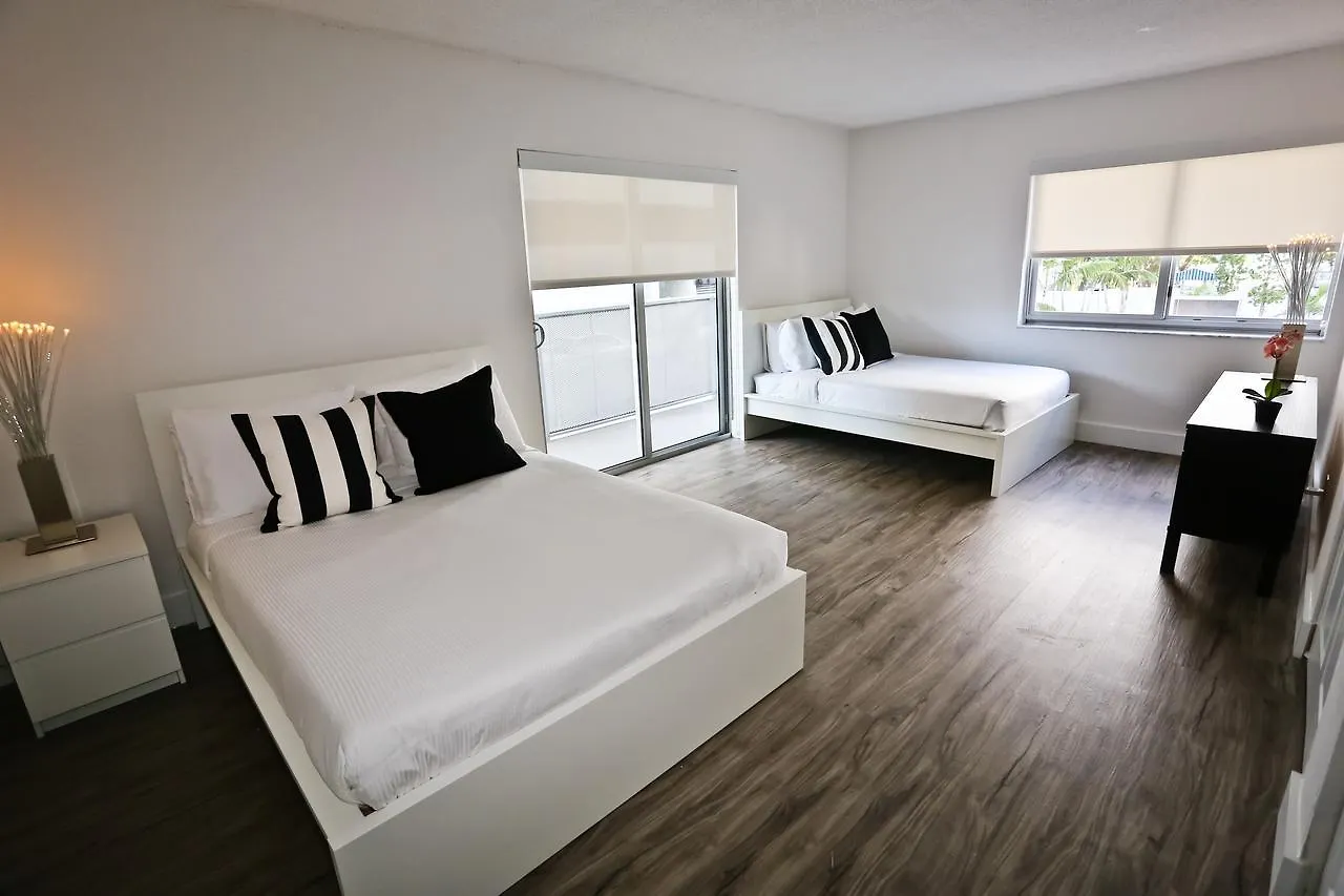 Aparthotel Coconut Grove By Nuovo 3*
