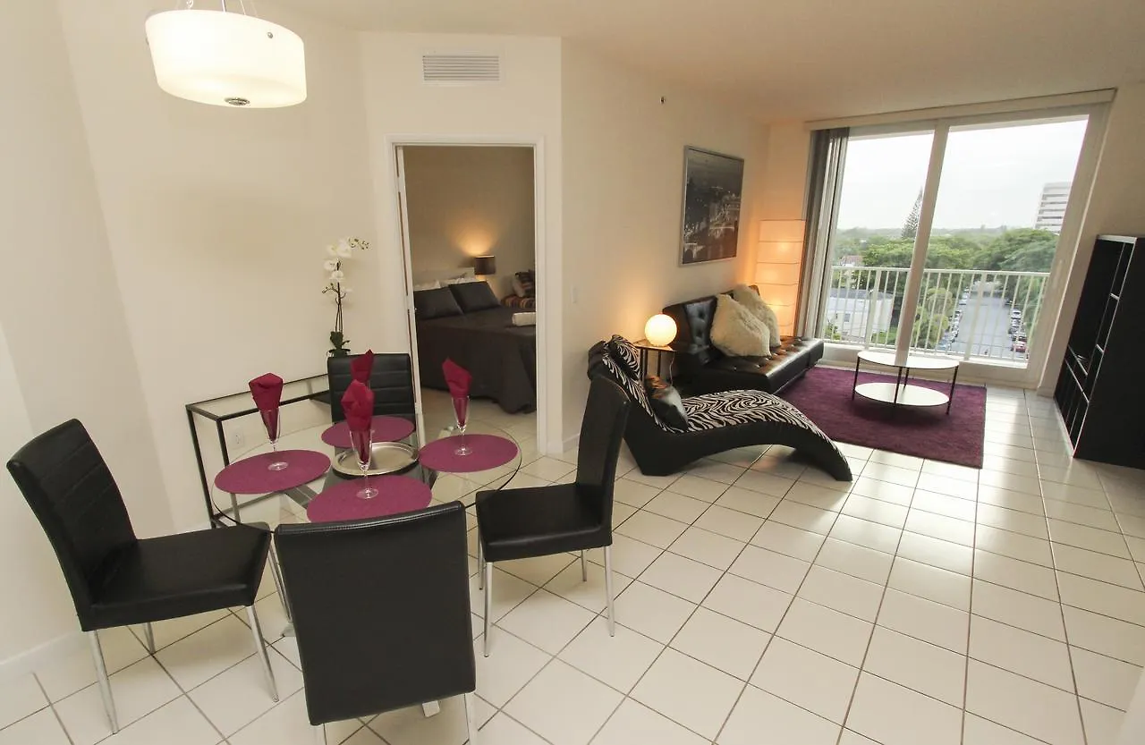 Apartment By Vacation District Miami