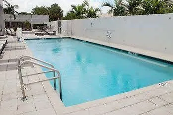 Hotel Eb Miami Airport