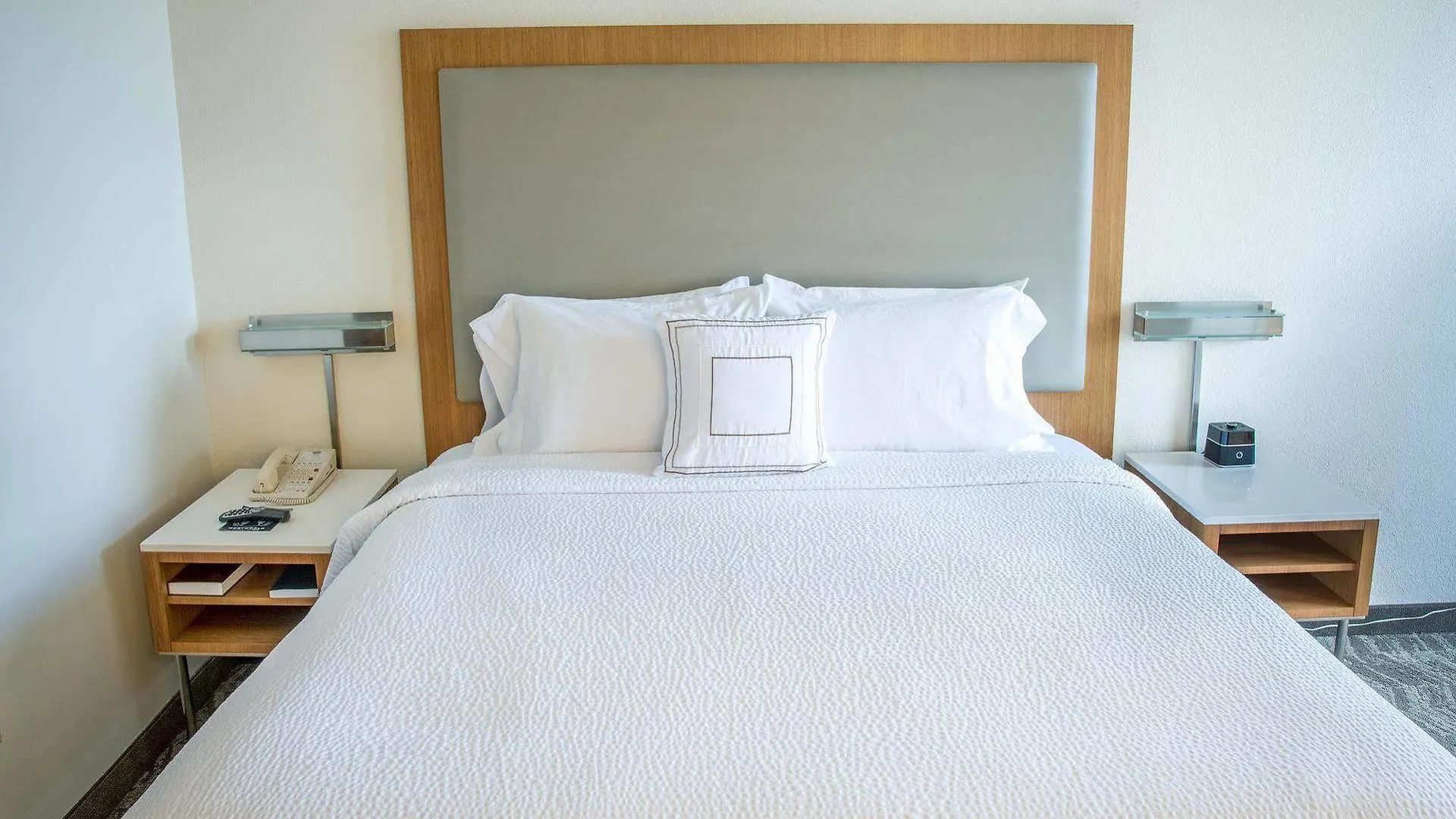 Springhill By Marriott Airport South Blue Lagoon Area