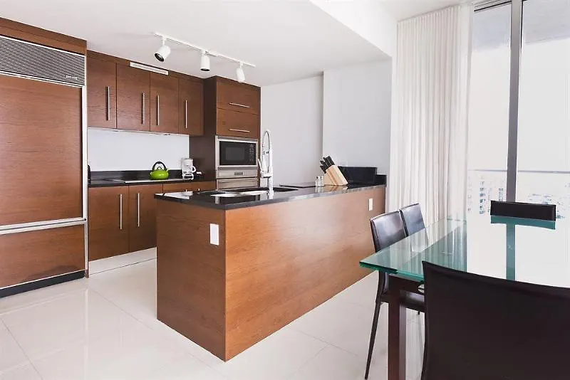 Nuovo At Icon Brickell 公寓