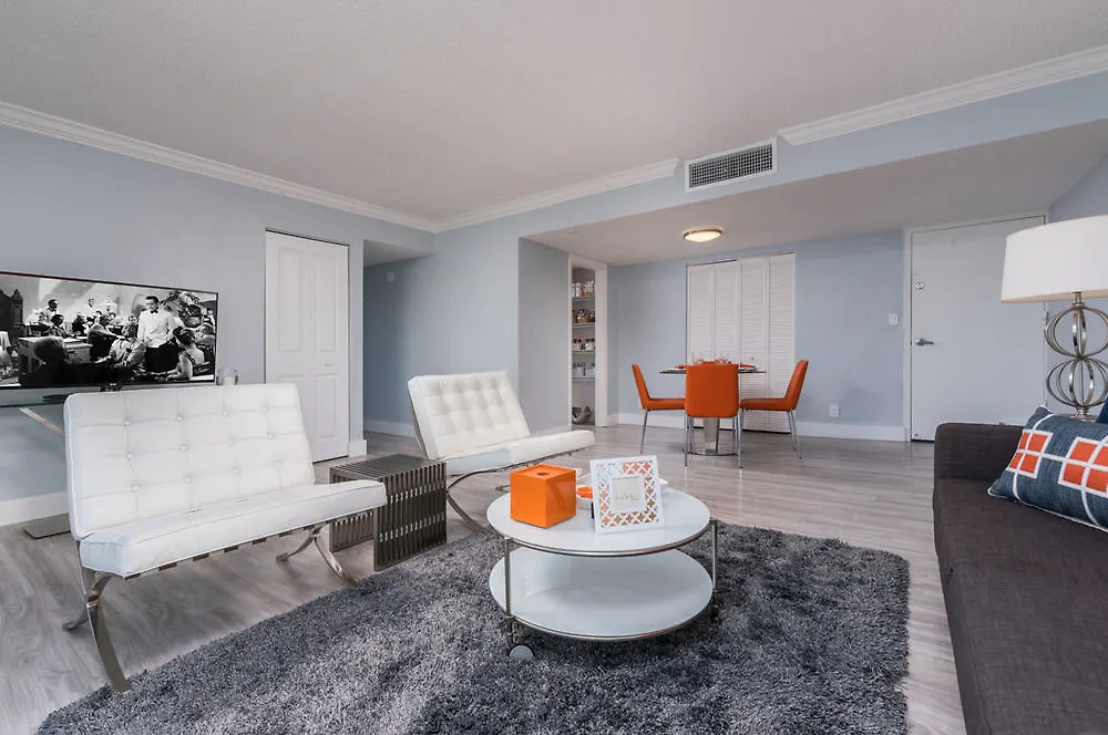 Aparthotel Coconut Grove By Nuovo 3*