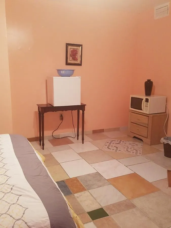 Mimo Studio With Private Entrance & Key בית הארחה *