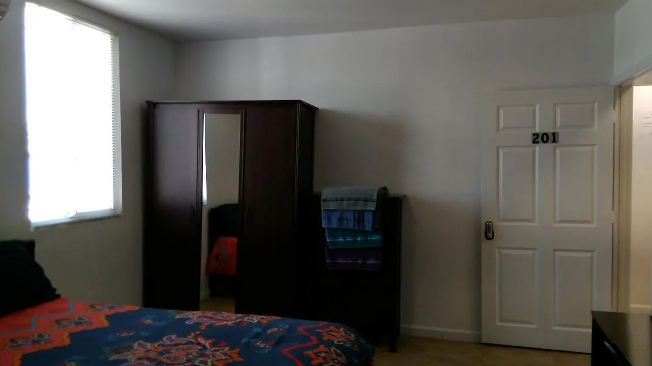 Fatimataj Mahal Konukevi Miami