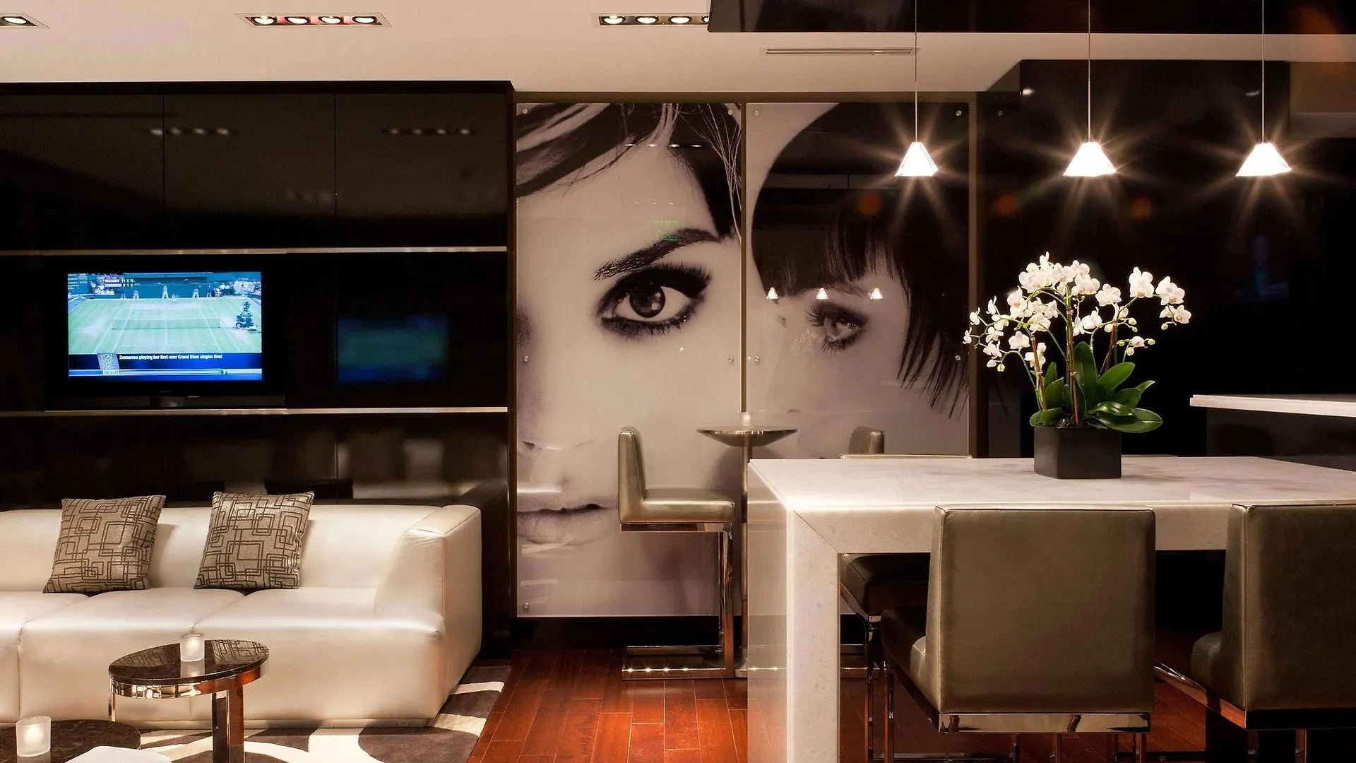Beaux Arts, Autograph Collection 5*