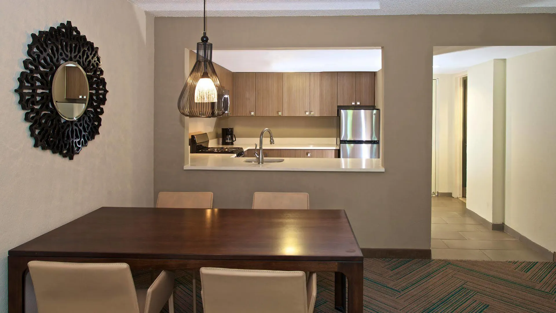 Hotel Coconut Grove