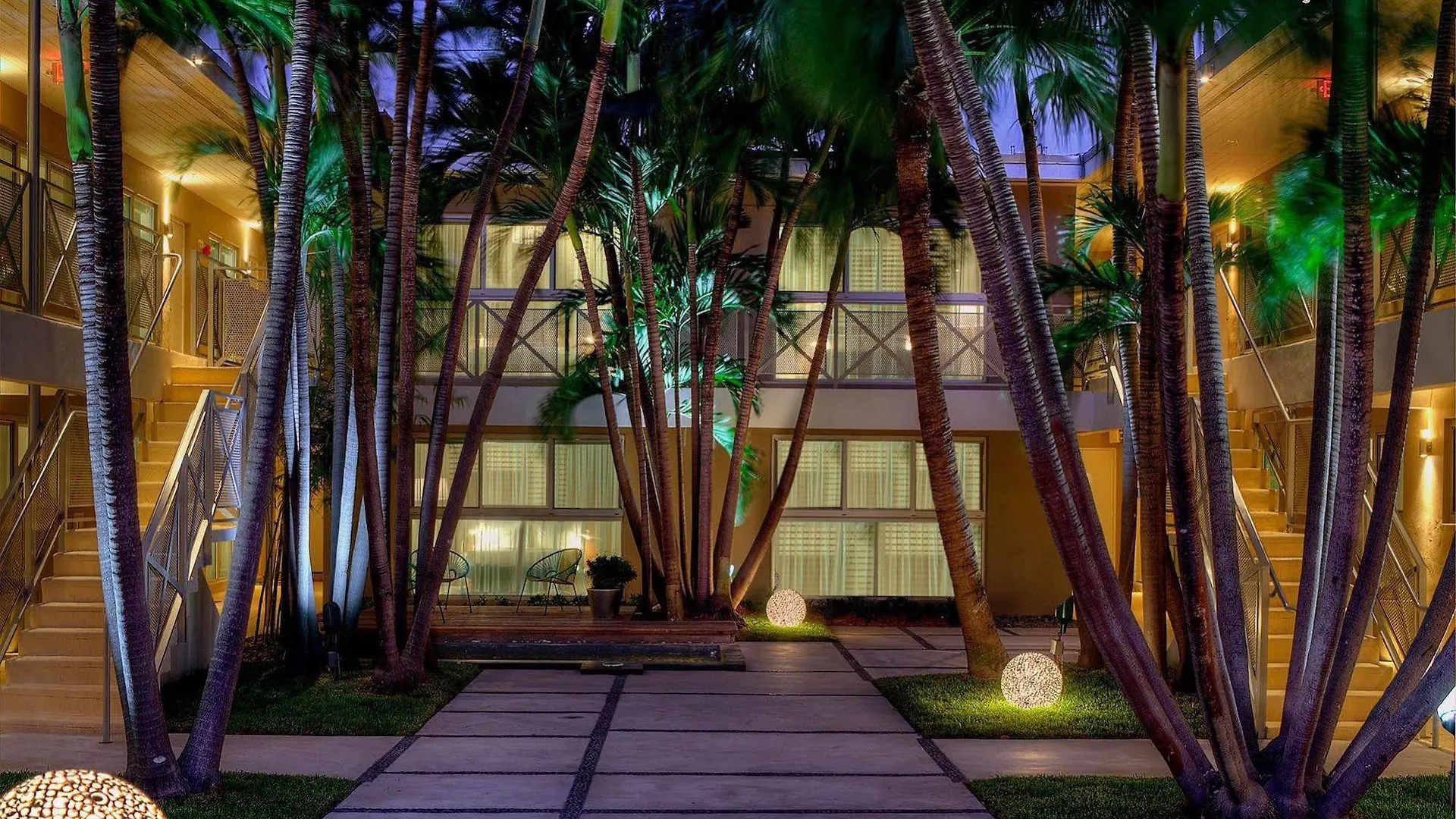 1818 Meridian House And By Eskape Collection Hotel