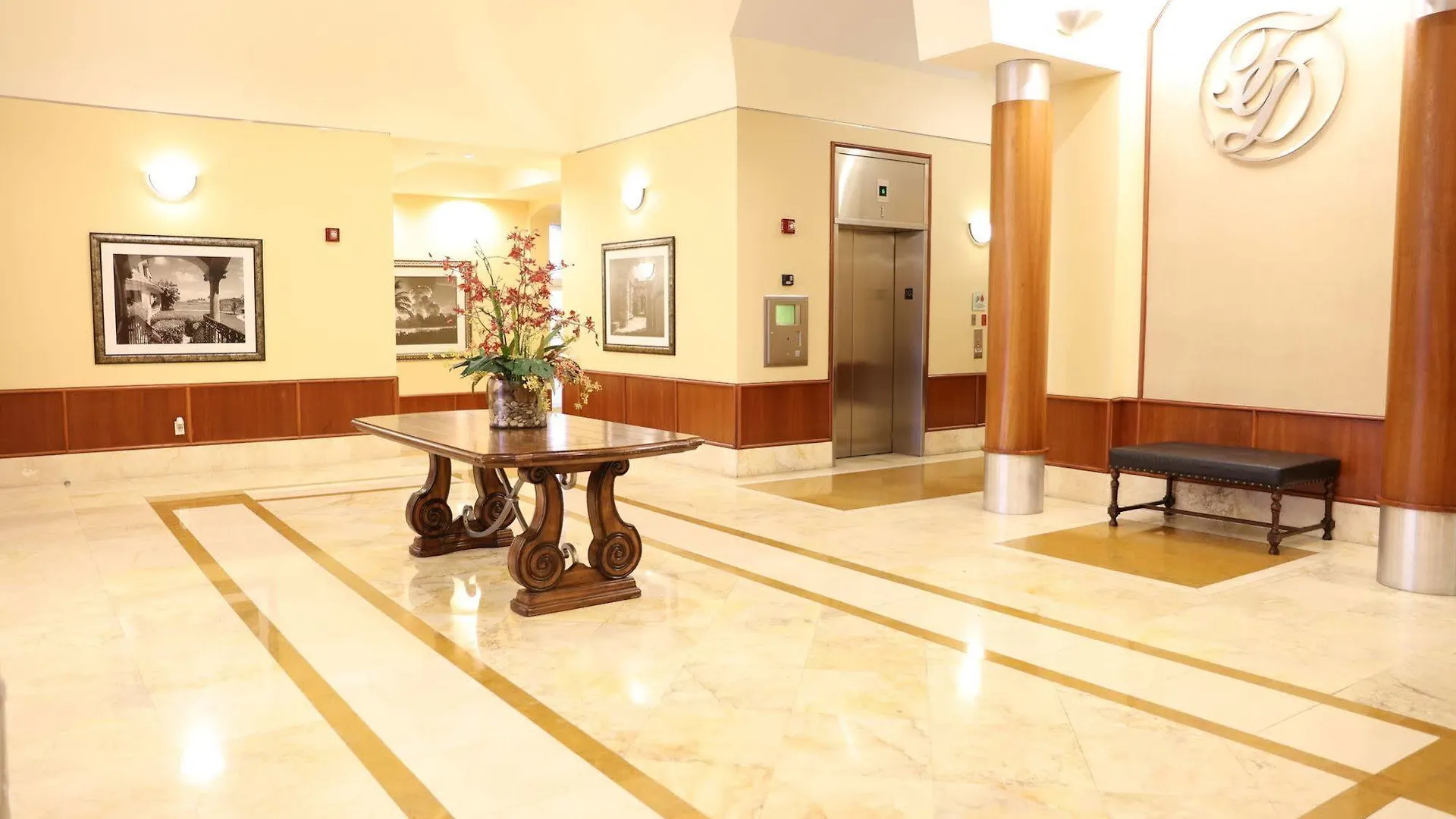 Towers Of Dadeland By Vacations Hotel 3*