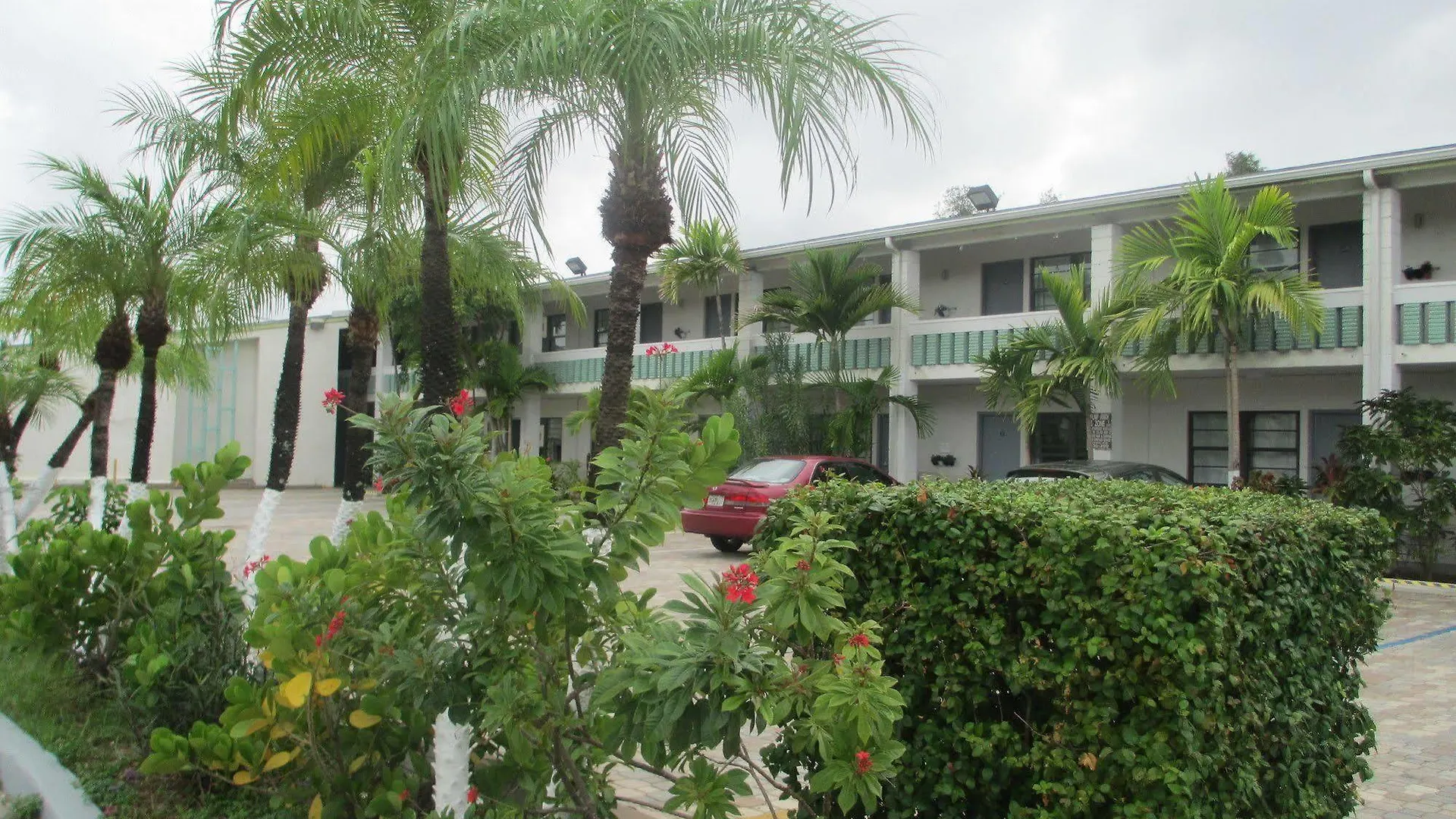 Shalimar Motel 3*