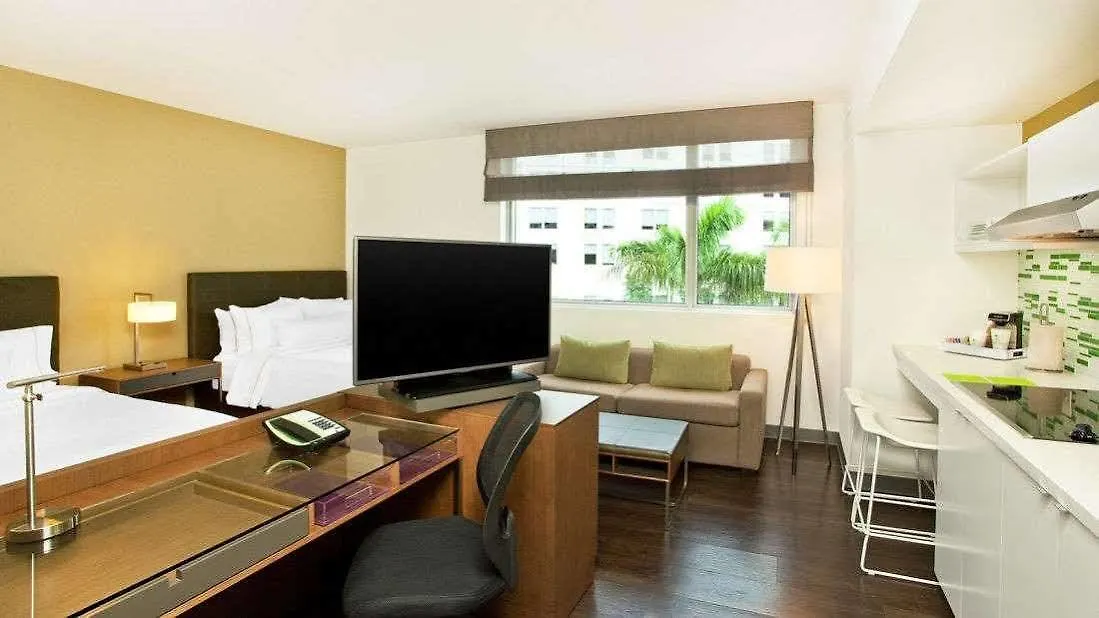 Element Miami Doral Hotel 3*