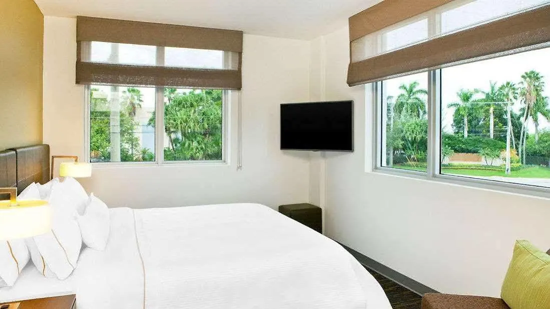 Element Miami Doral Hotel 3*