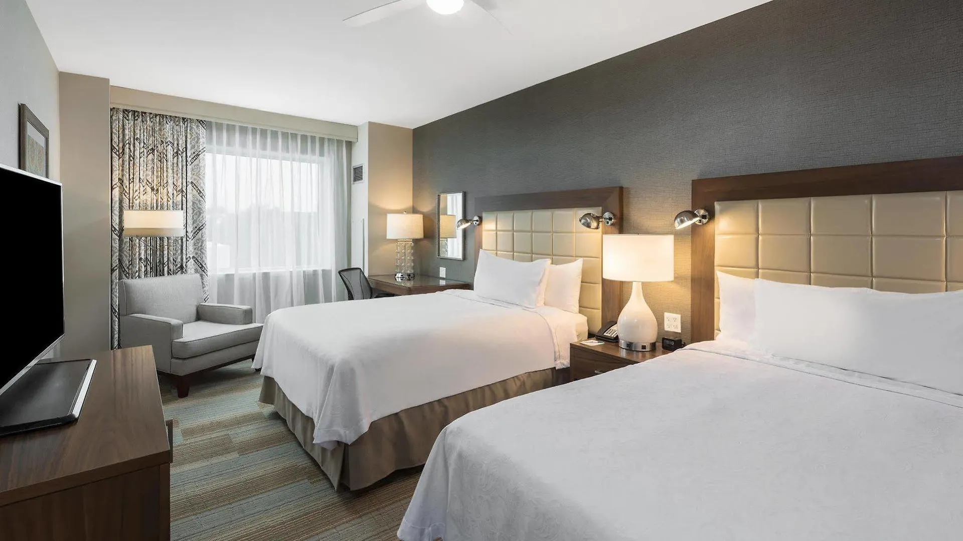 Hilton Garden Miami Dolphin Mall 3*