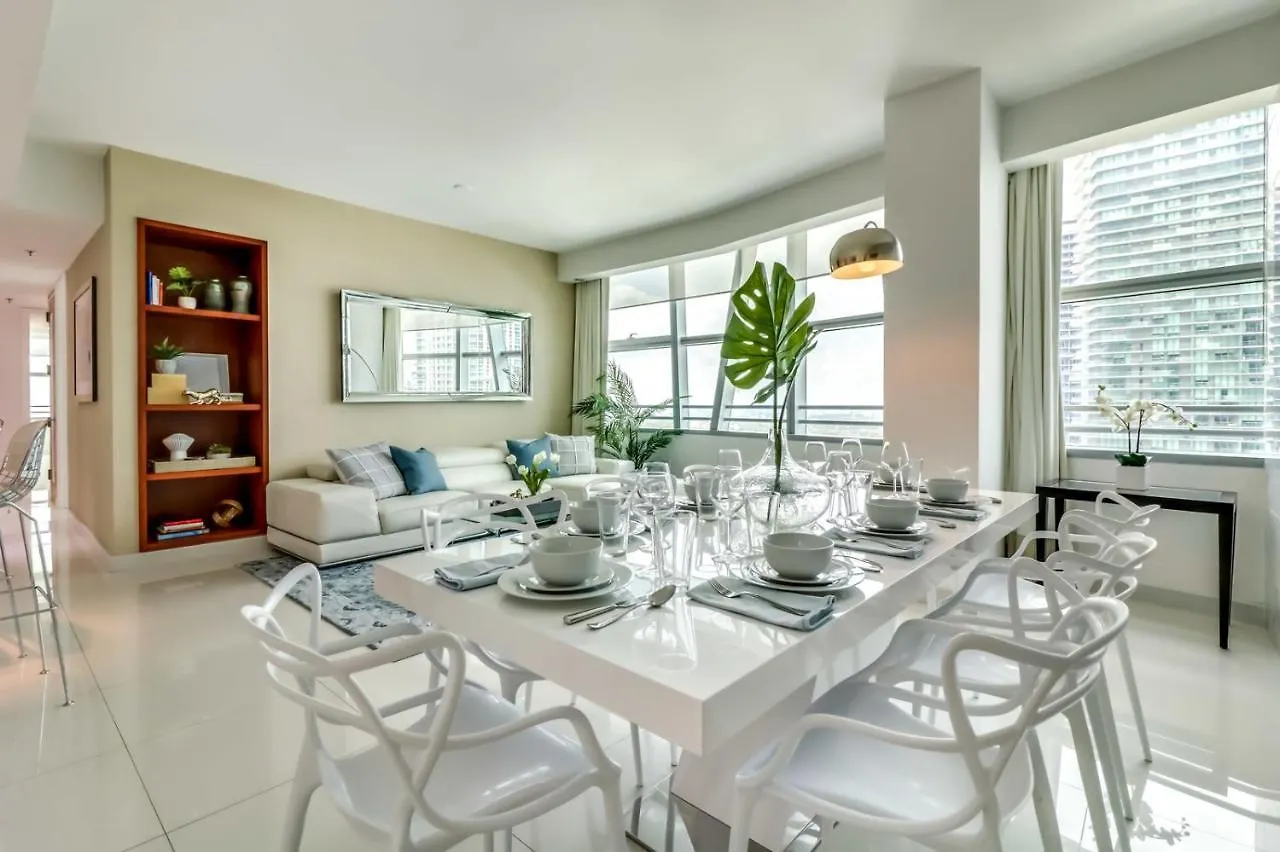 Ferienhaus Luxury 3 Bedroom Full Service