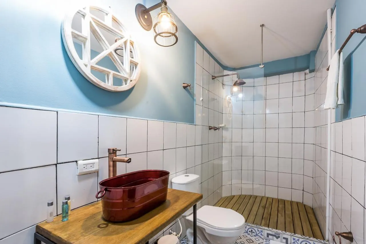 Selina Little Havana Hostel Miami