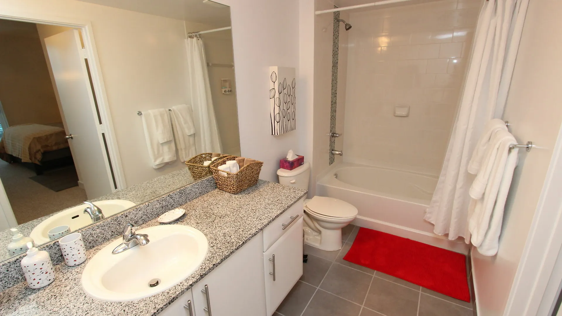 Apartment By Vacation District Miami