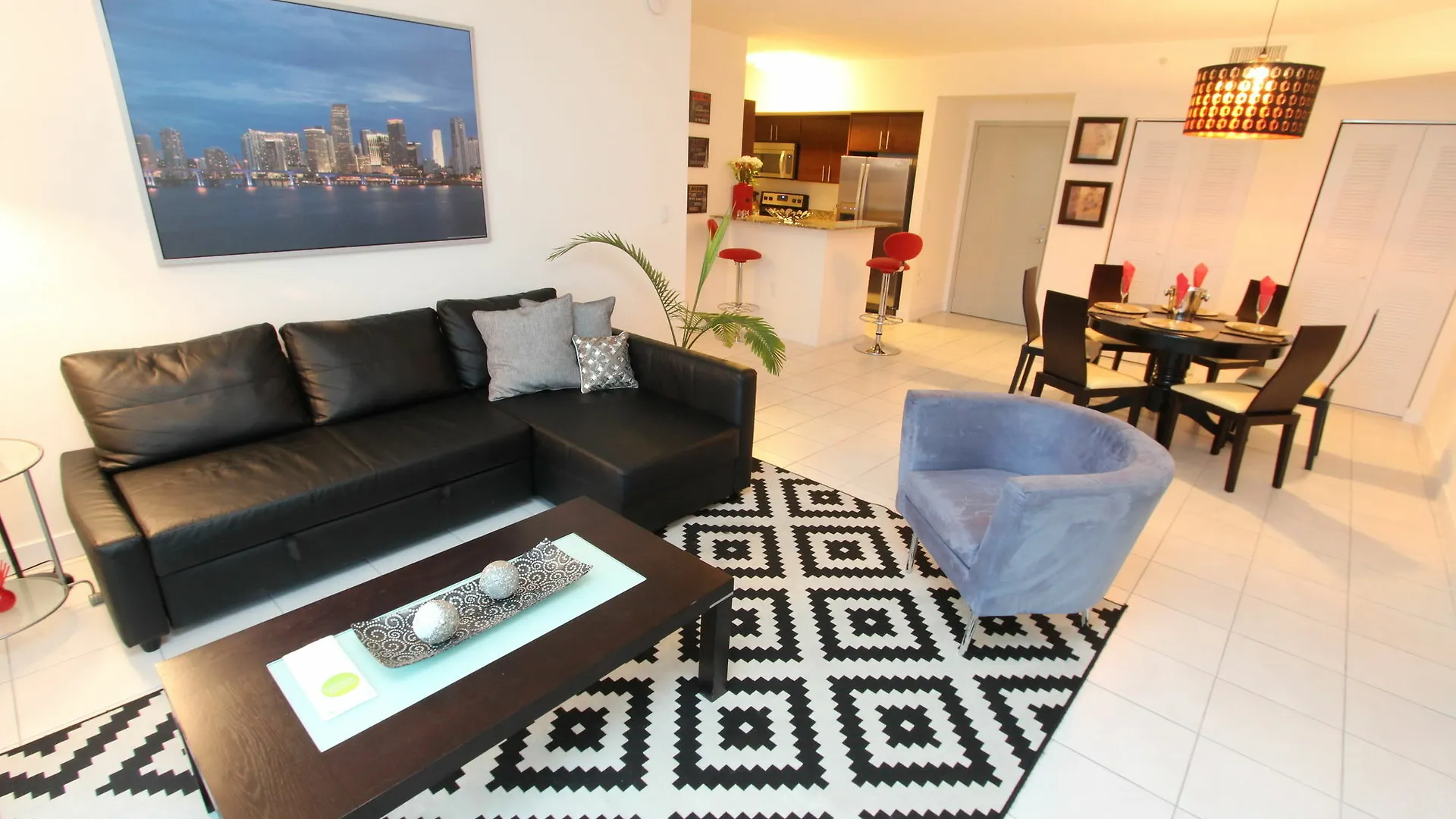 Apartment By Vacation District Miami