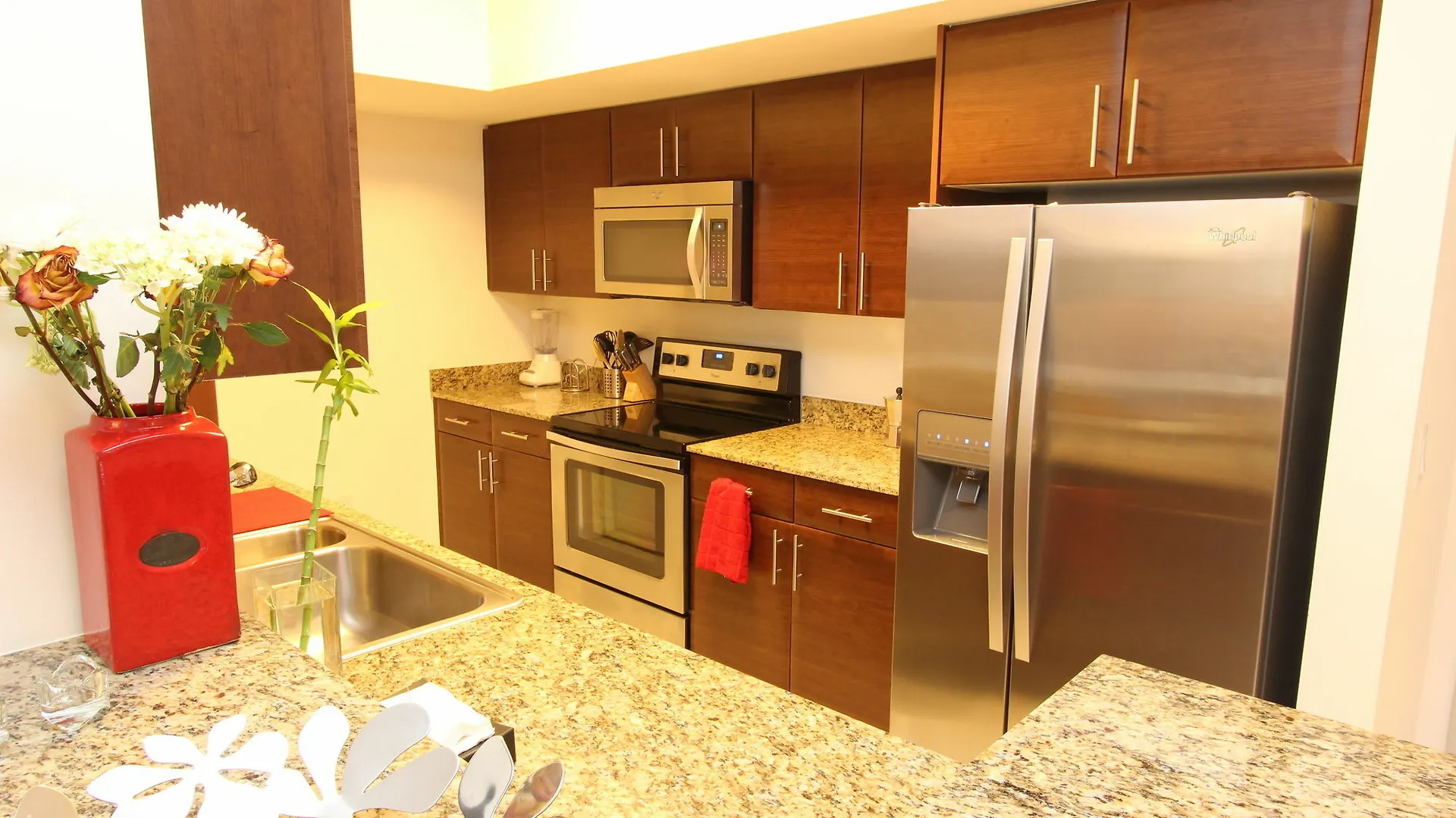 Apartment By Vacation District *