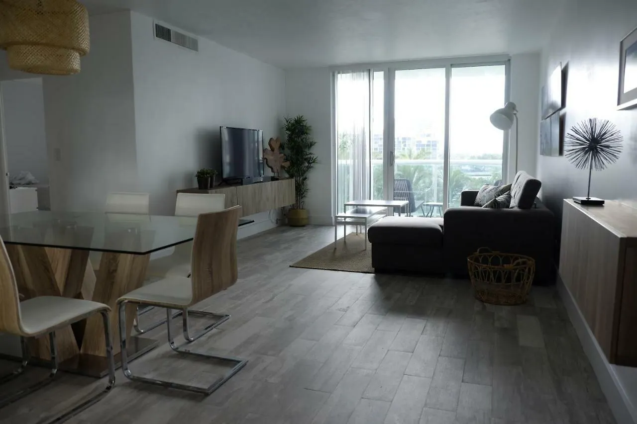 The Tides Apartment *