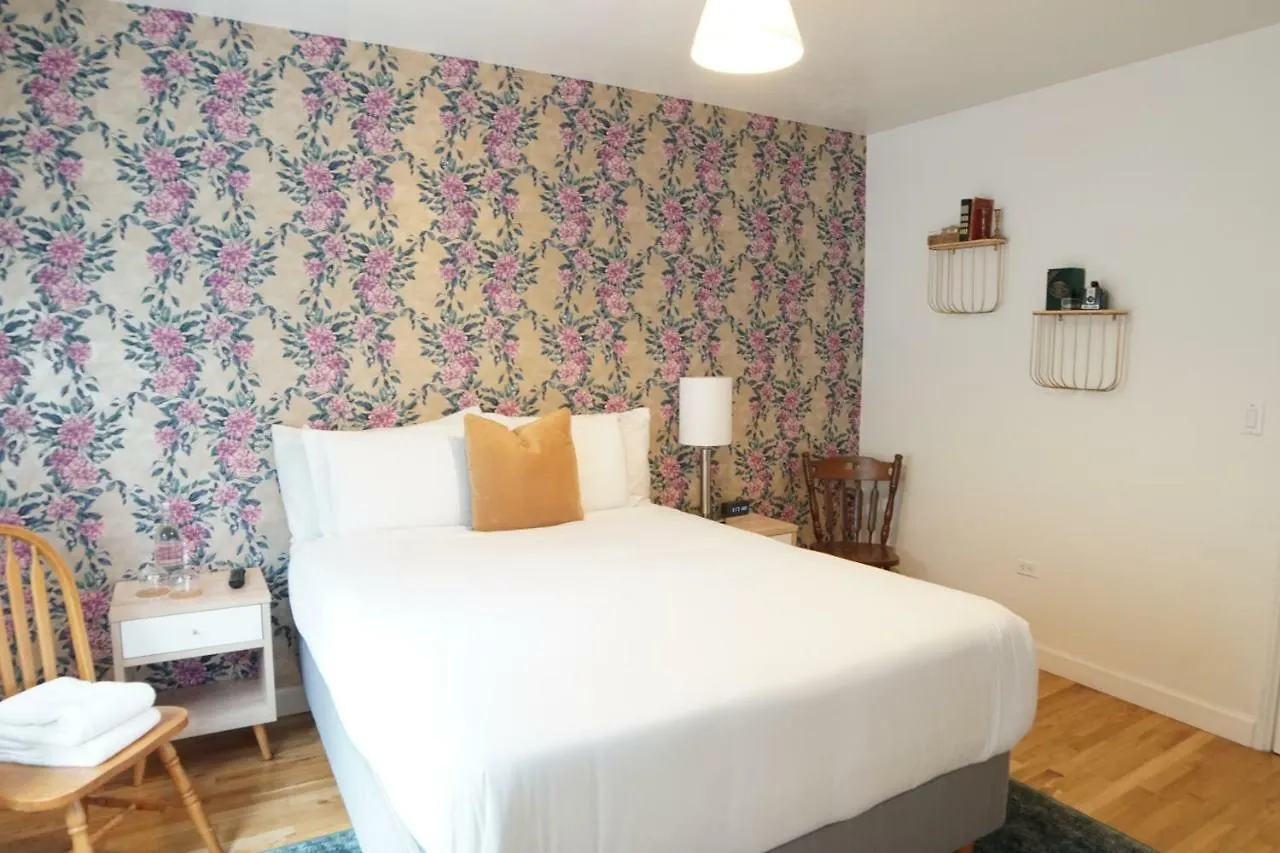 The Copper Door Inn 3*
