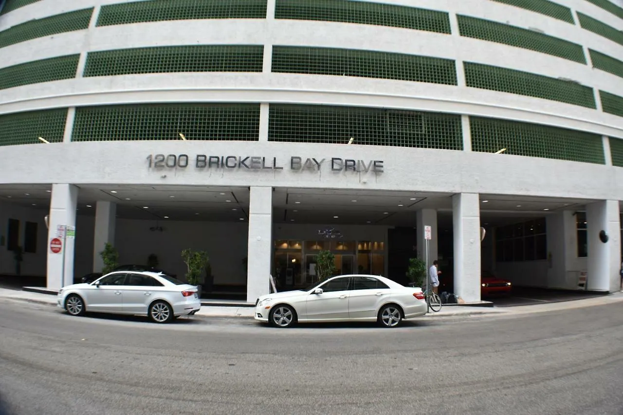 Centric Modern, Stylish Brickell / + Free Parking Apartmán