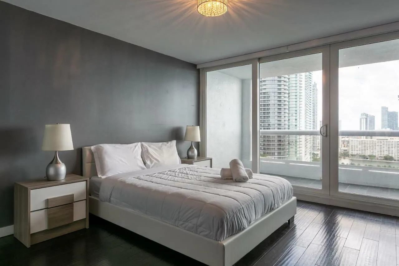 Cozy Oceanview Retreat On The Bay * Doral